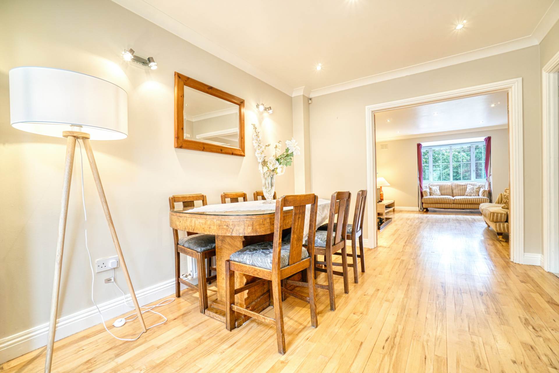 Edmondstown Road, Rathfarnham