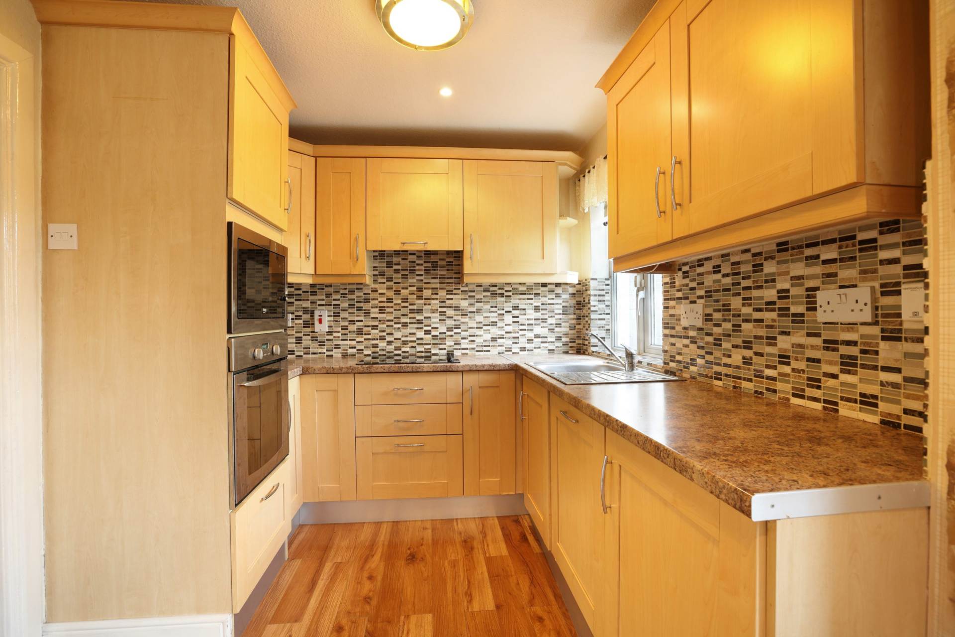 Dromeen Avenue, Beaumont Dromeen Avenue, Beaumont