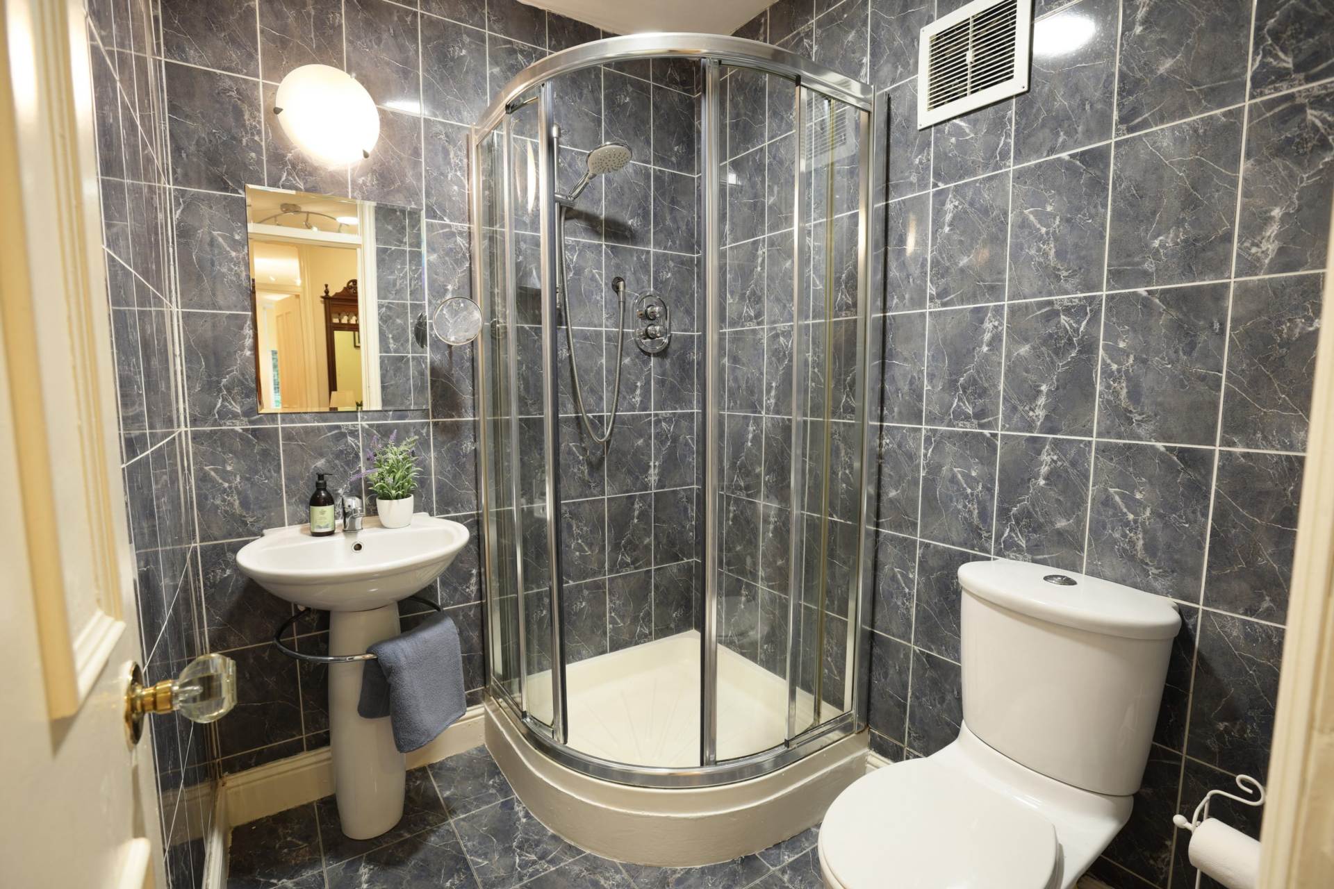 Milltown Grove, Dundrum Road