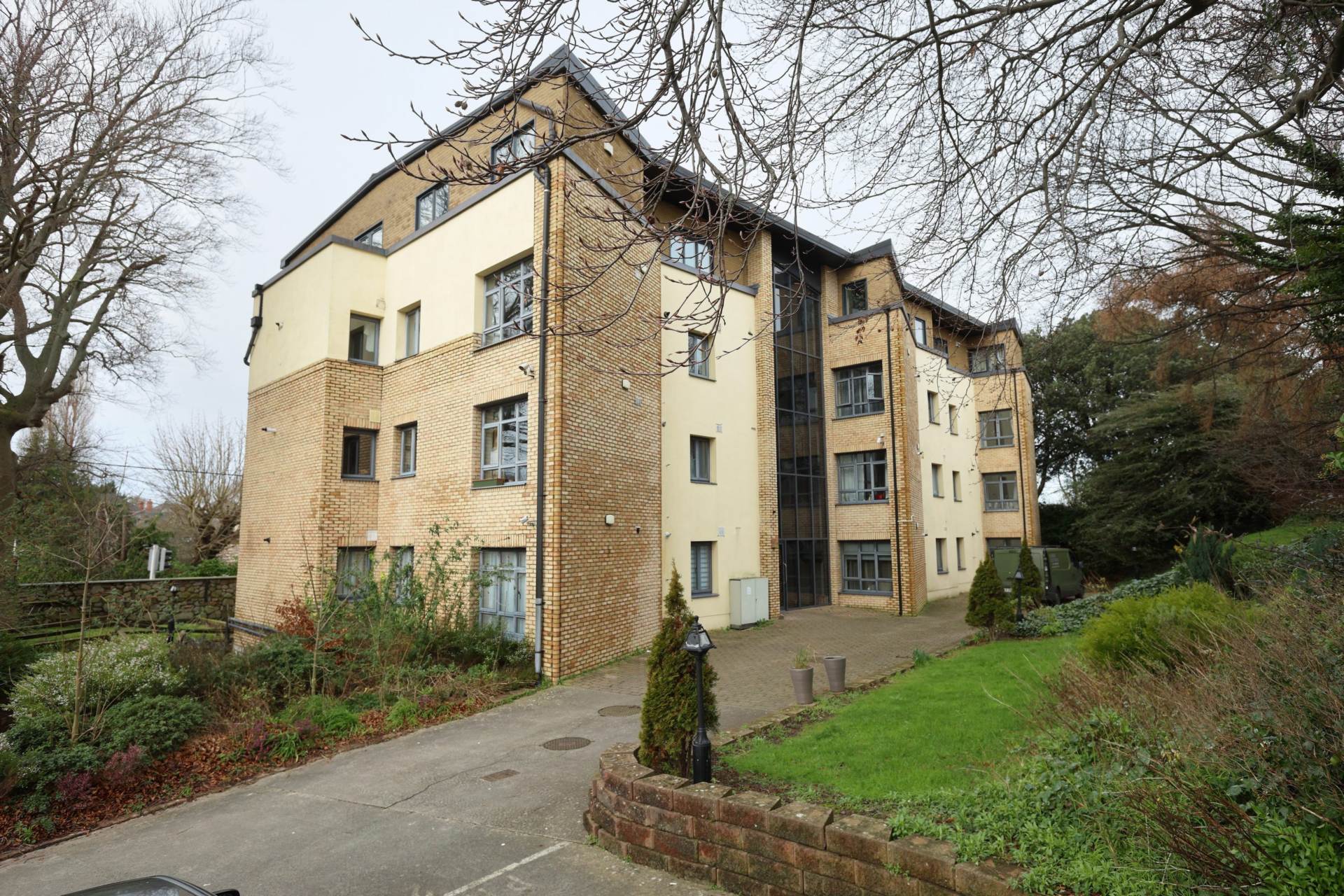 Creevagh House, Dundrum Road