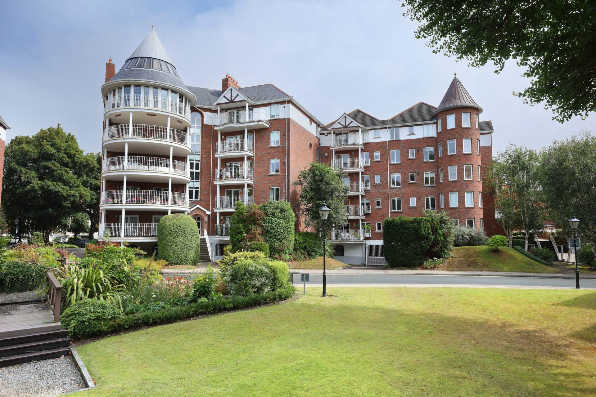 The Sweepstakes, Ballsbridge