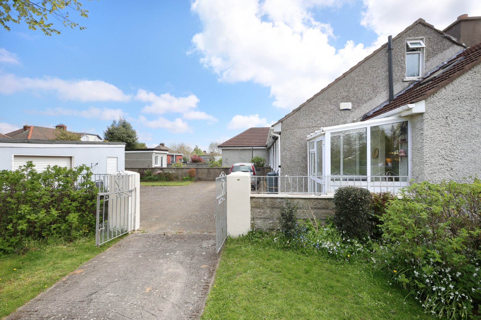 Meadow Grove, Dundrum