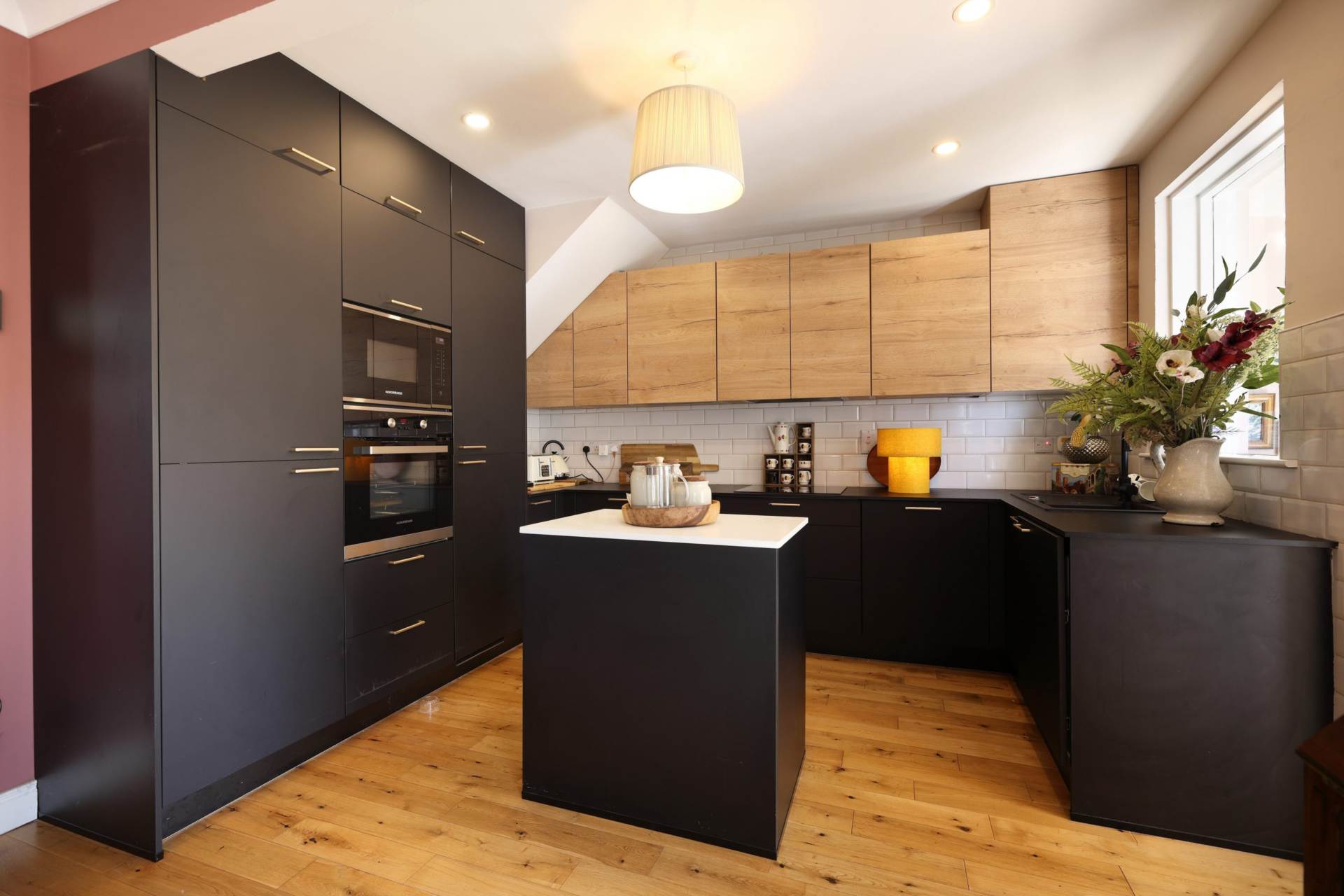 Birch Grove, Kill Avenue