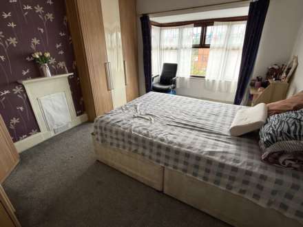 Hill Rise, Birstall, Image 10