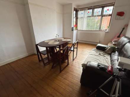 Hill Rise, Birstall, Image 2