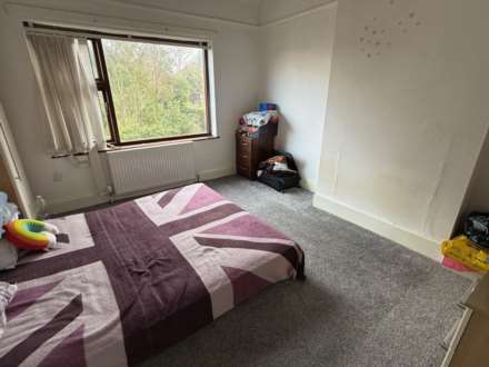 Hill Rise, Birstall, Image 7