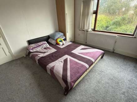 Hill Rise, Birstall, Image 8