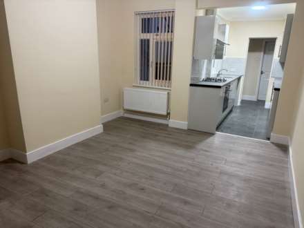 Knighton Lane, Leicester, Image 4