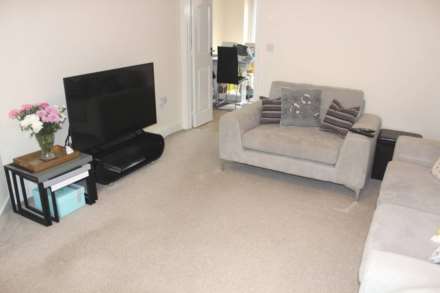 Sandpit Drive, Birstall, Image 4