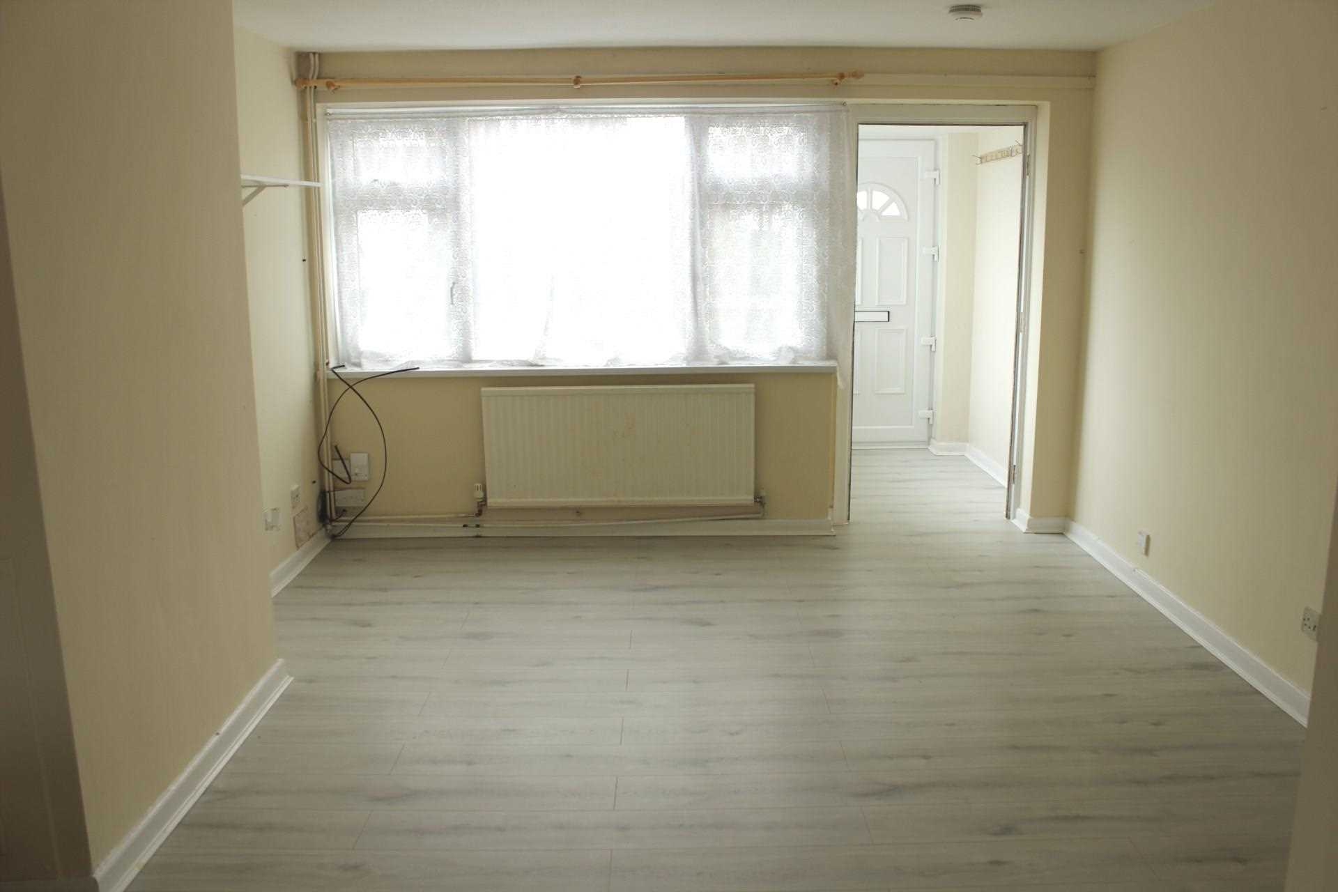 Nagle Grove, Rushey Mead, Image 2