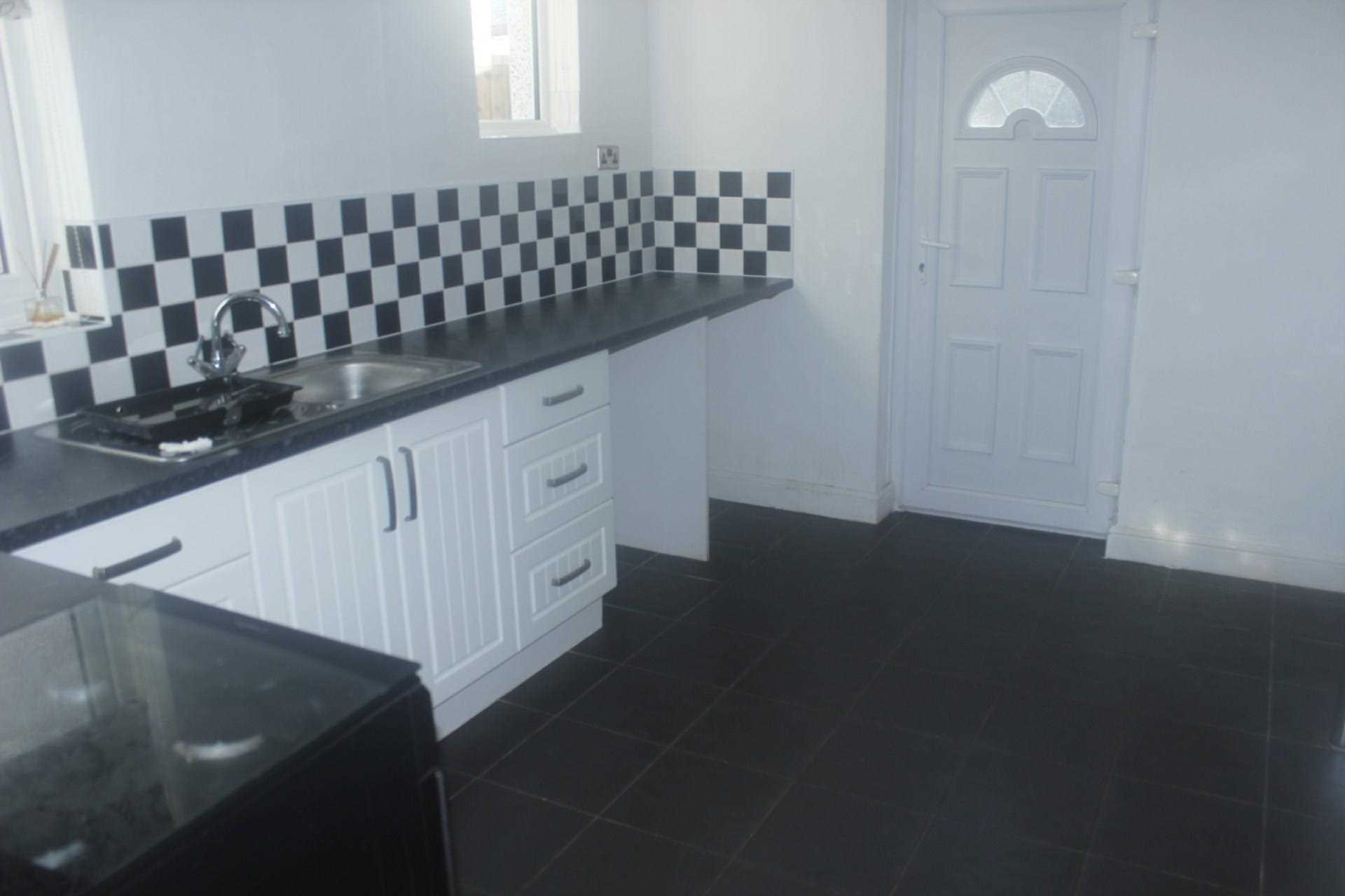 Southfields Drive, Leicester, Image 2
