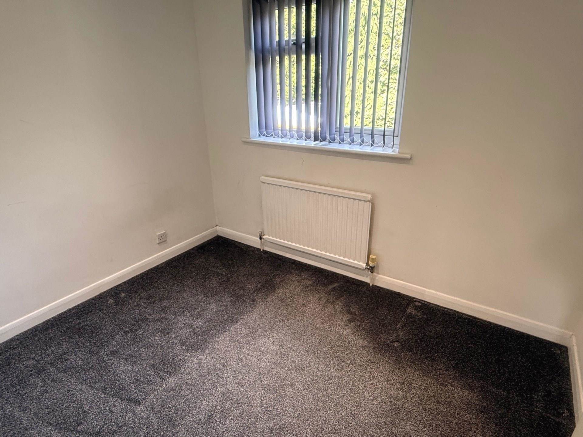 Thomson Close, Rushey Mead, Image 12