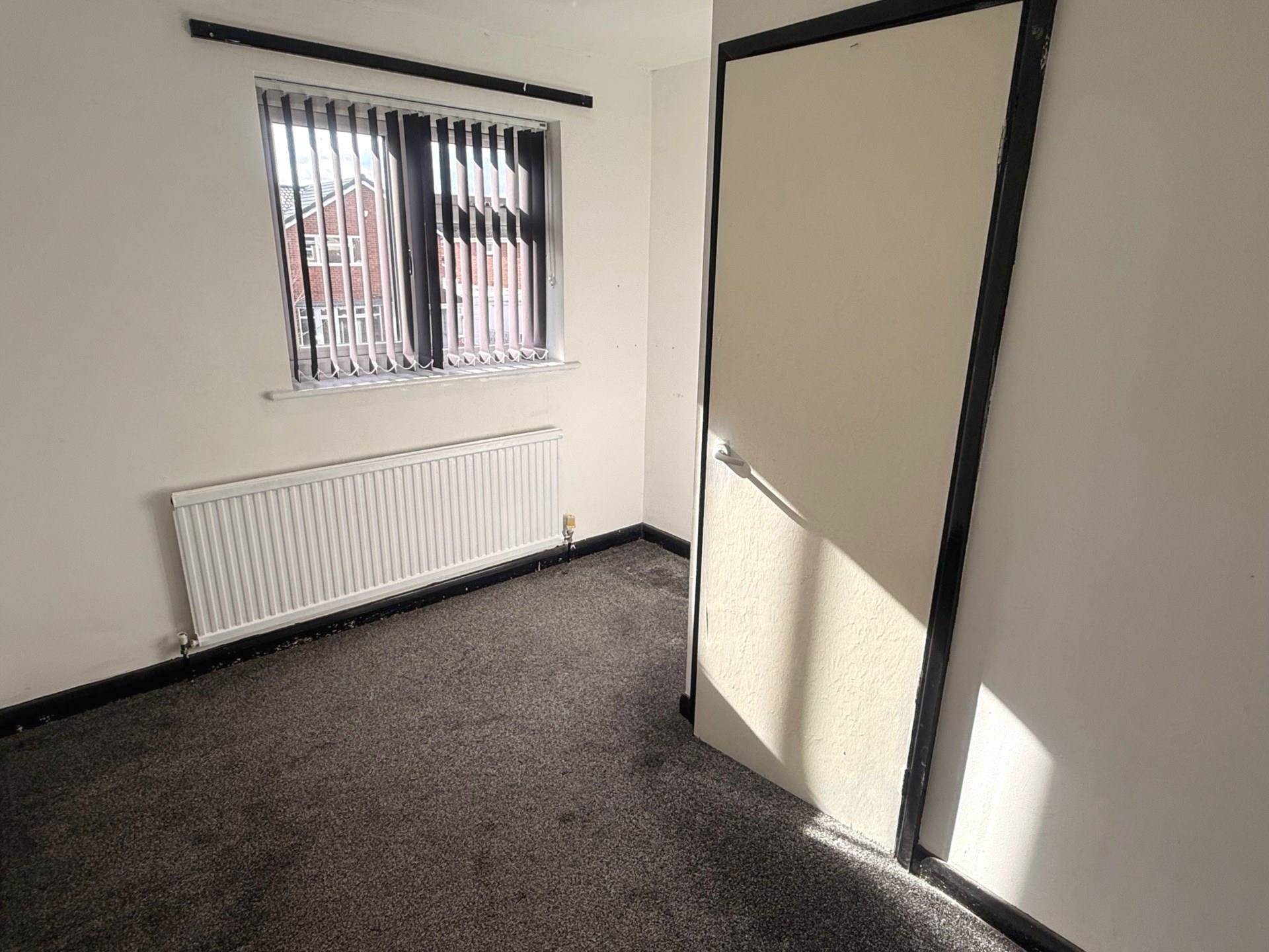 Thomson Close, Rushey Mead, Image 13