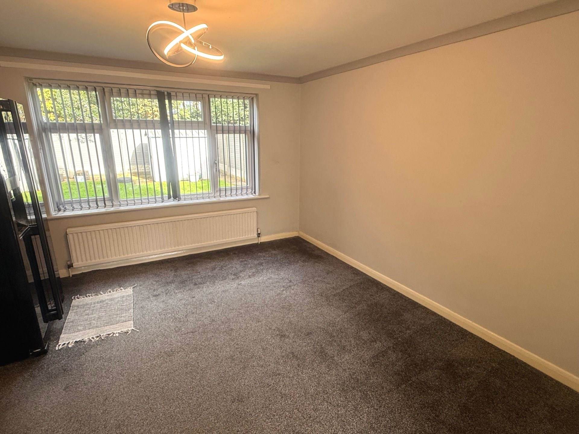 Thomson Close, Rushey Mead, Image 4