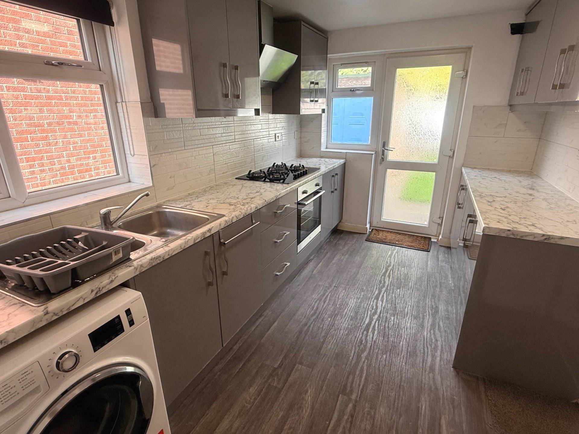 Thomson Close, Rushey Mead, Image 5