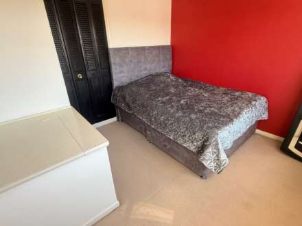 Beacon Close, Leicester, Image 20