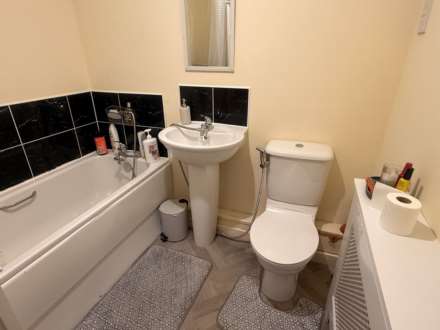 Pavilion Close, Leicester, Image 12