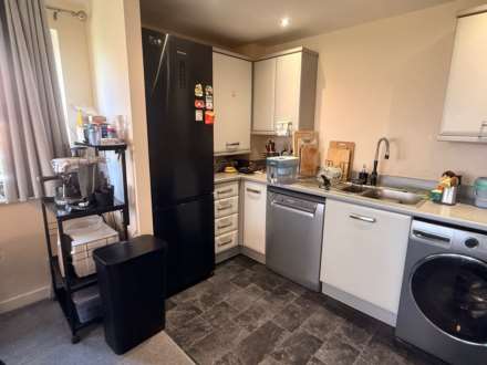 Pavilion Close, Leicester, Image 6