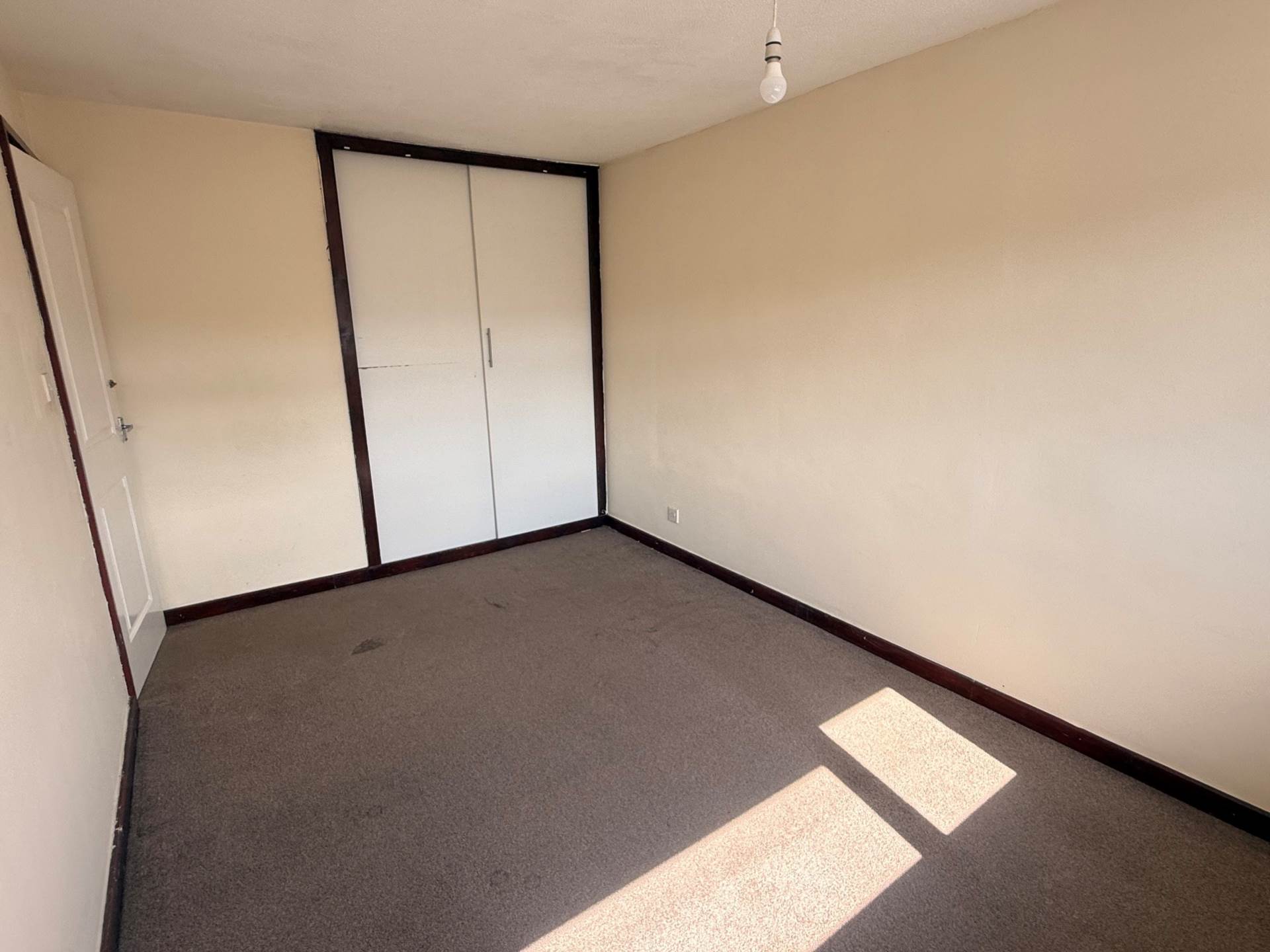 Huggett Close, Rushey Mead, Image 11