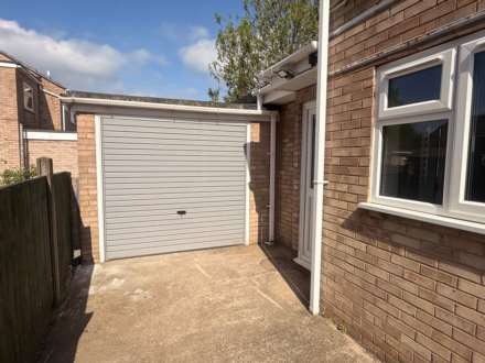 Huggett Close, Rushey Mead, Image 14