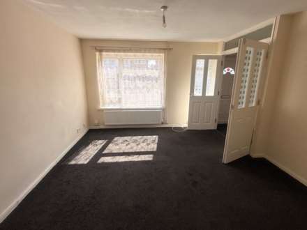 Huggett Close, Rushey Mead, Image 4