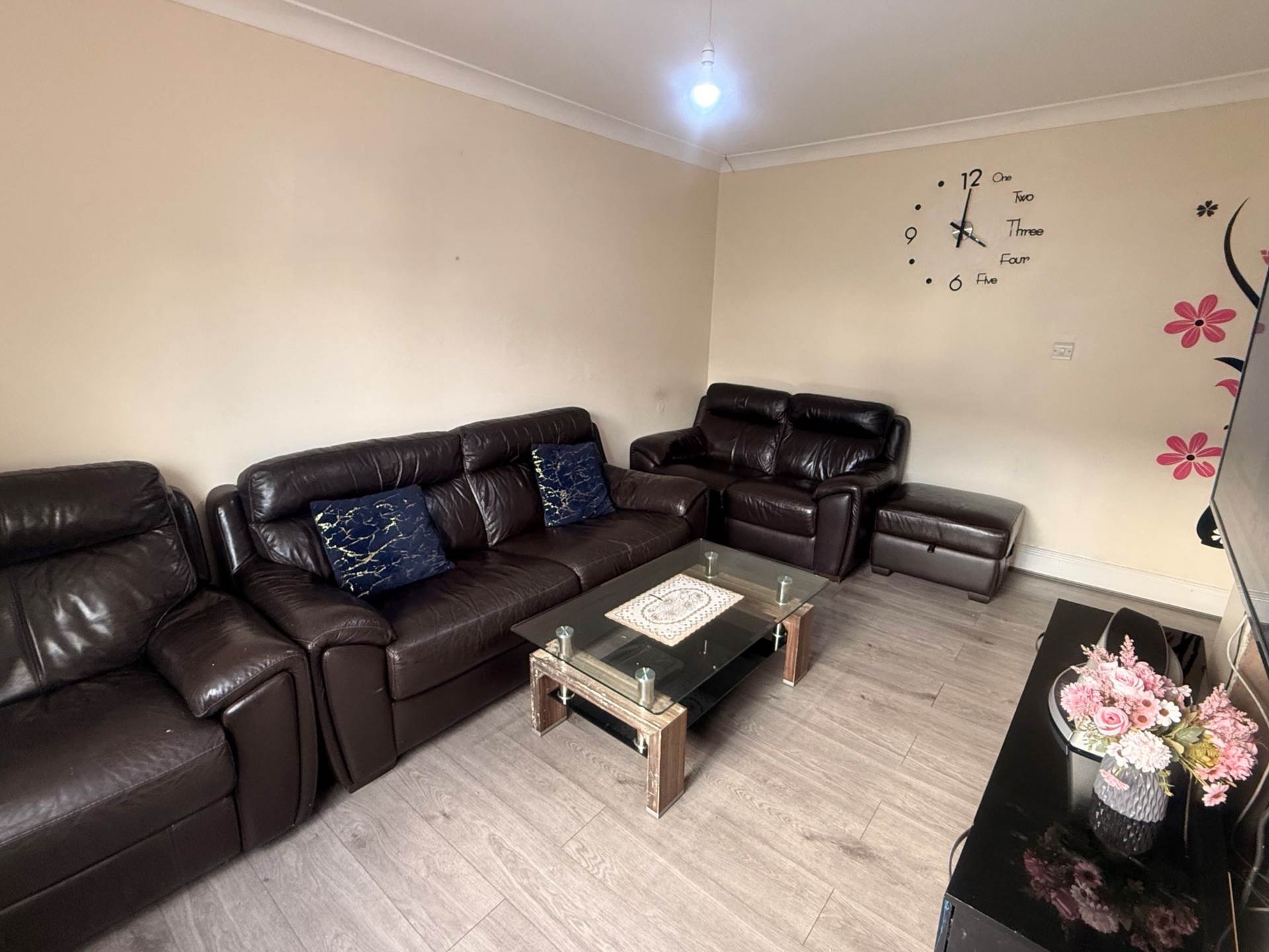 Collin Place, Belgrave, Image 4