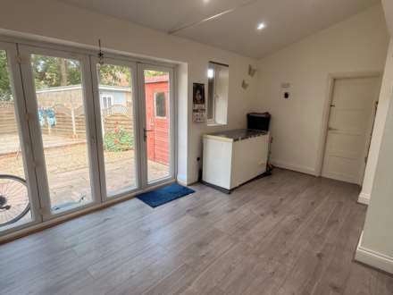 Collin Place, Belgrave, Image 8