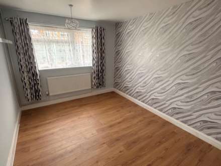 Huntsmans Way, Rushey Mead, Image 5