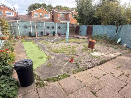 Huntsmans Way, Rushey Mead, Image 7