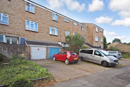 Property For Sale Rosebery Way, Tring