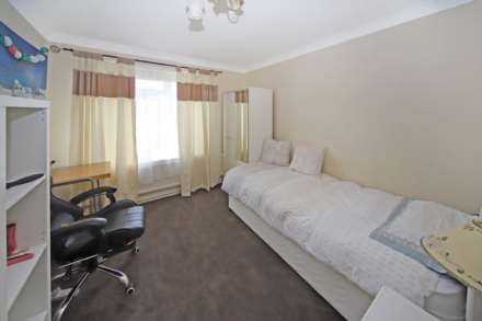 Rosebery Way, Tring, Image 7