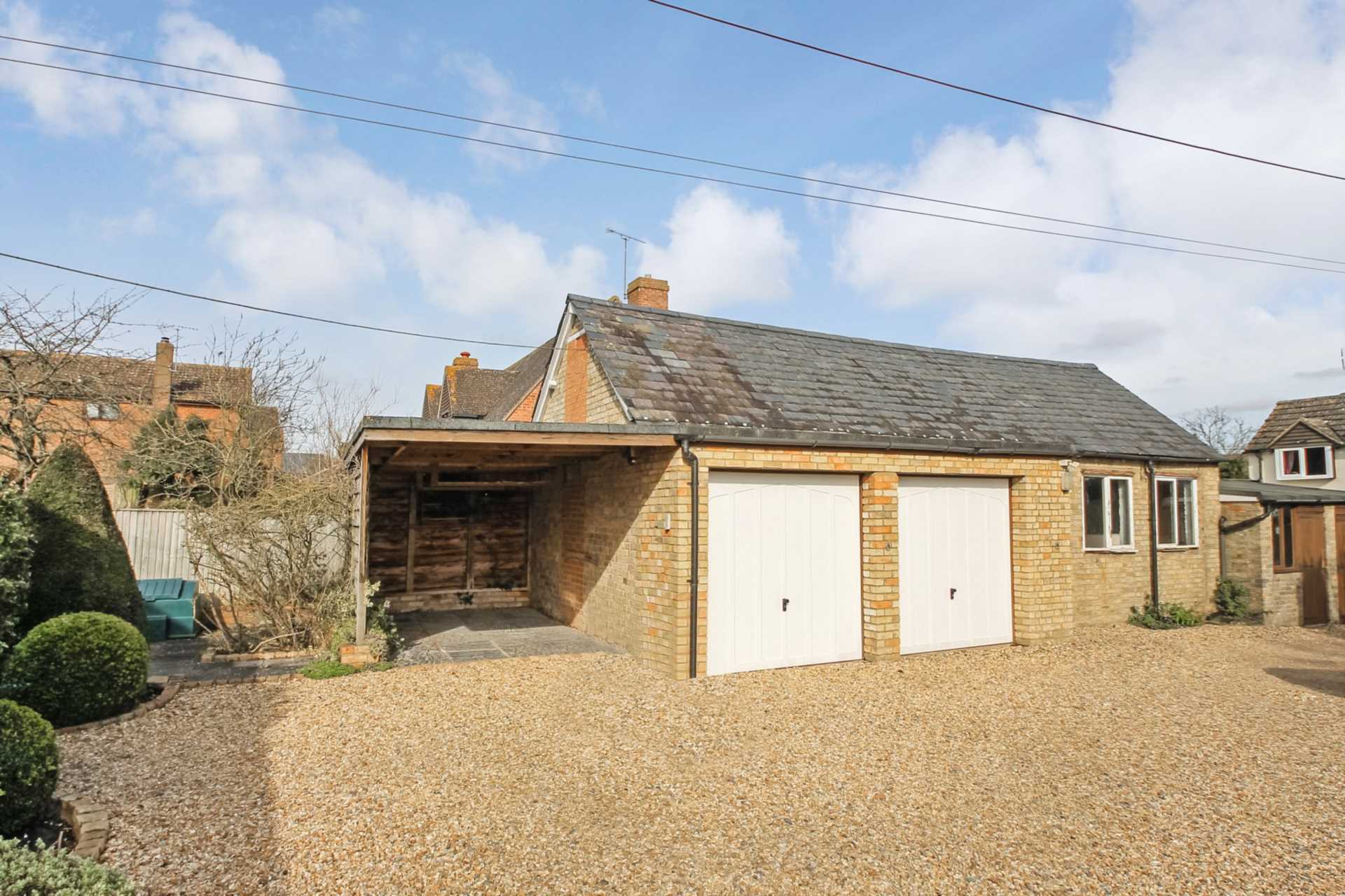 High Street, Cheddington, Image 10