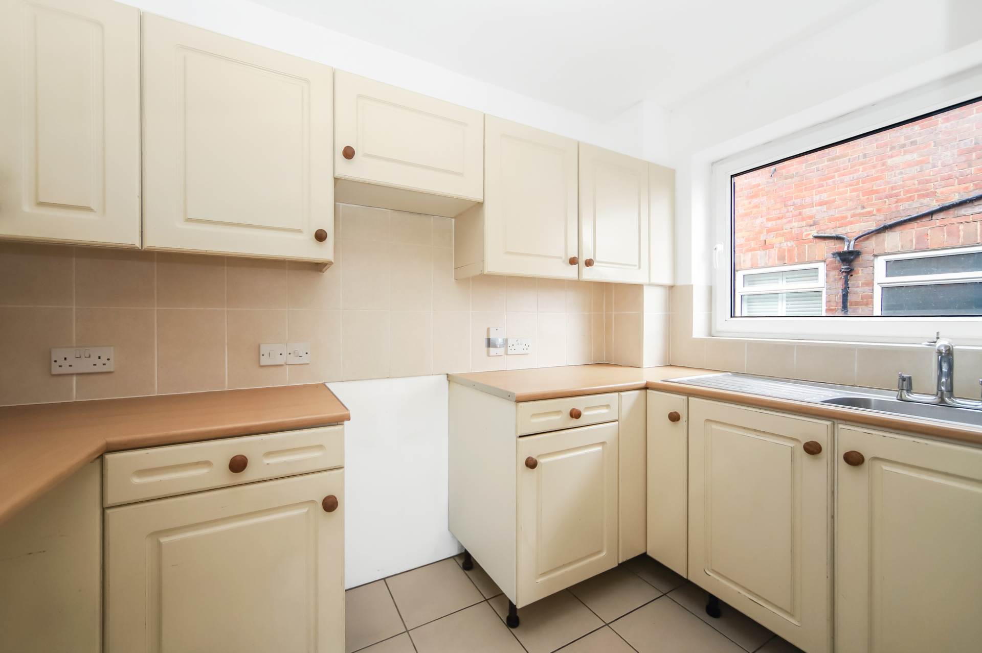 Western Road, Tring, Image 3