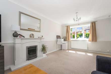 Bunyan Close, Tring, Image 3