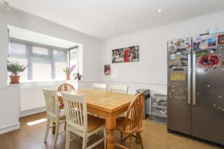 Bunyan Close, Tring, Image 5