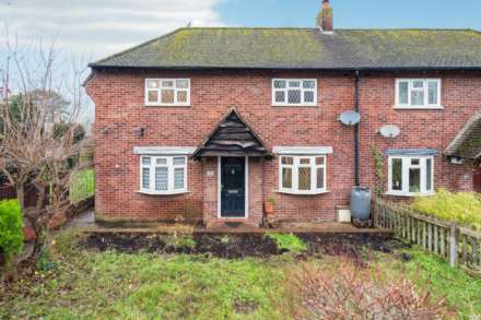 Woodland Close, Tring, Image 1