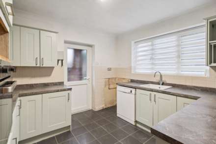 Woodland Close, Tring, Image 10