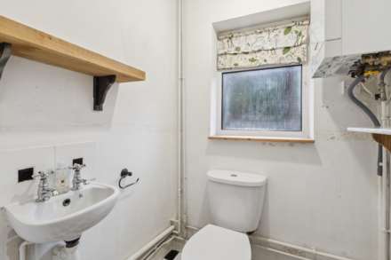 Woodland Close, Tring, Image 13