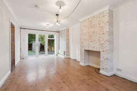 Woodland Close, Tring, Image 5