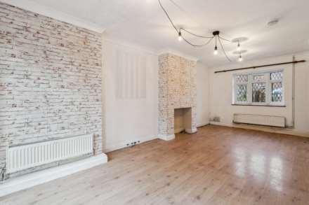 Woodland Close, Tring, Image 6