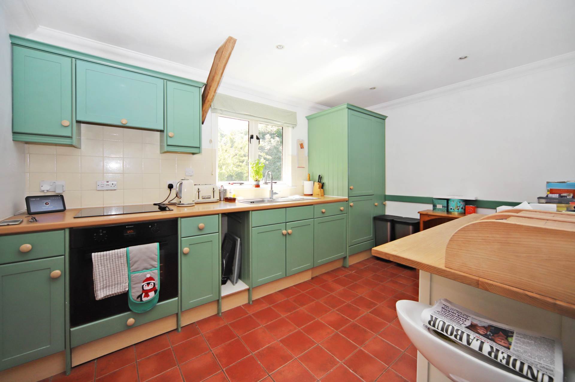 Bishopsfield, Wick Road, Wigginton, Image 10