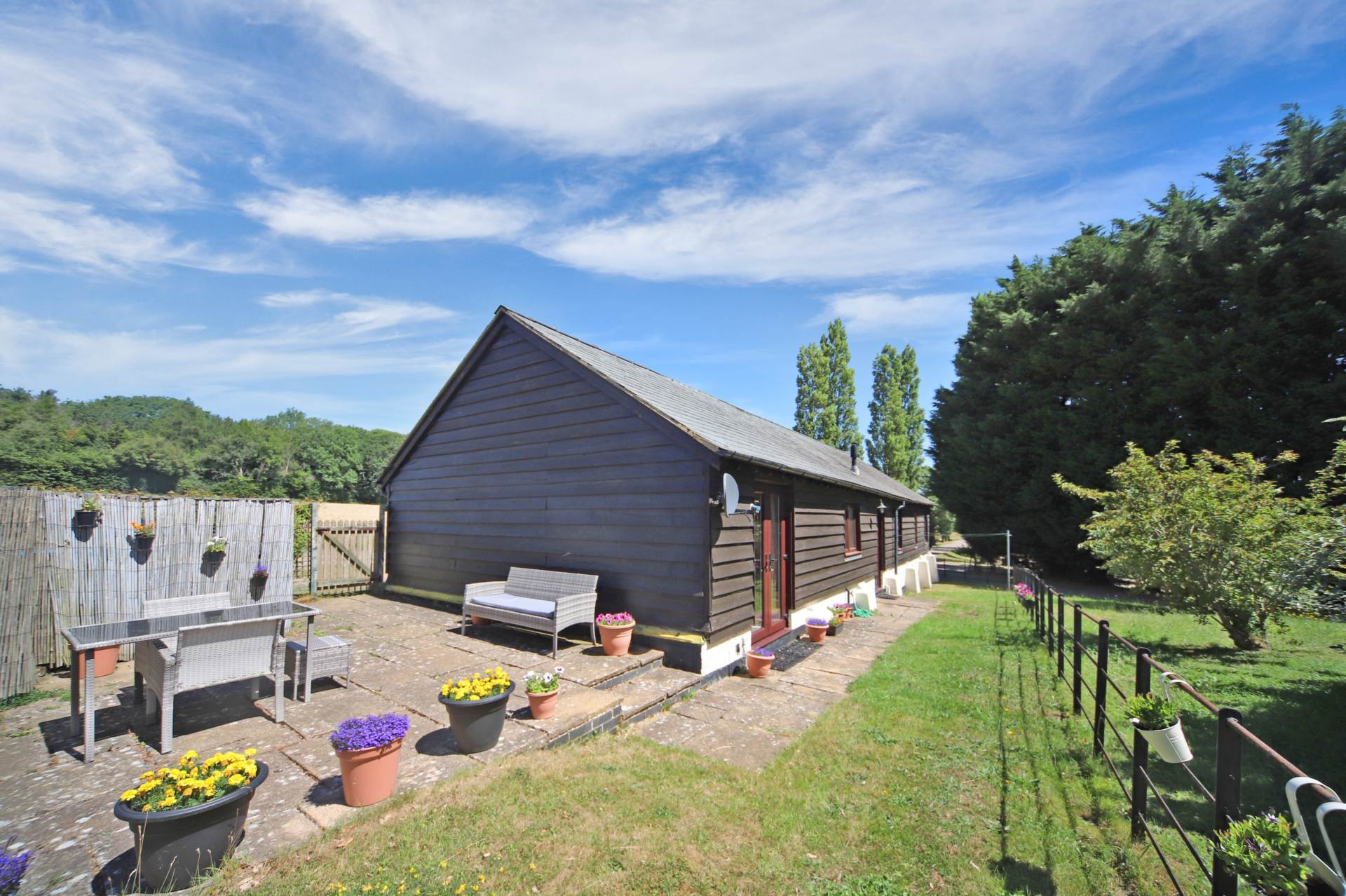 Bishopsfield, Wick Road, Wigginton, Image 3
