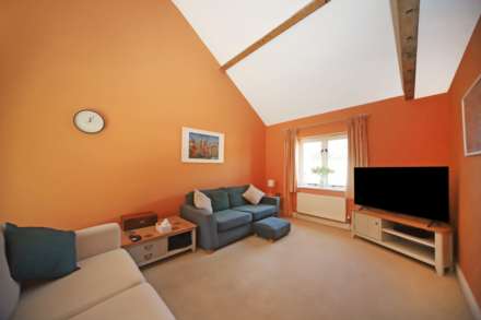 Bishopsfield, Wick Road, Wigginton, Image 5