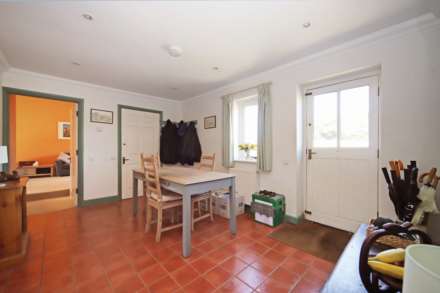 Bishopsfield, Wick Road, Wigginton, Image 7