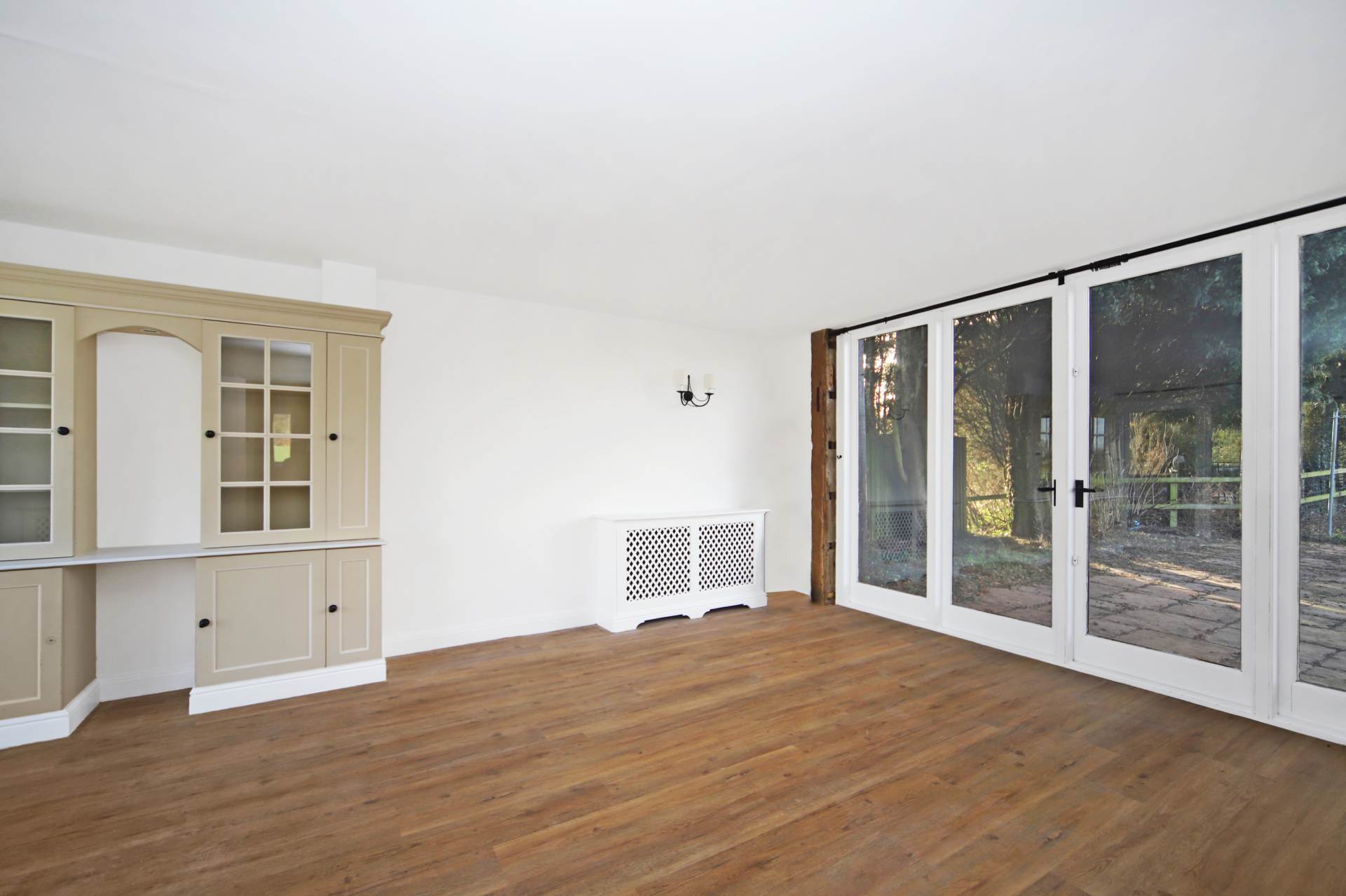 Wick Road, Wigginton, Hertfordshire, Image 5