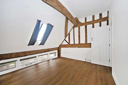 Wick Road, Wigginton, Hertfordshire, Image 11