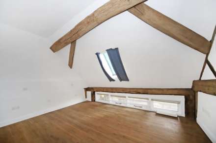 Wick Road, Wigginton, Hertfordshire, Image 12