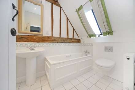 Wick Road, Wigginton, Hertfordshire, Image 17