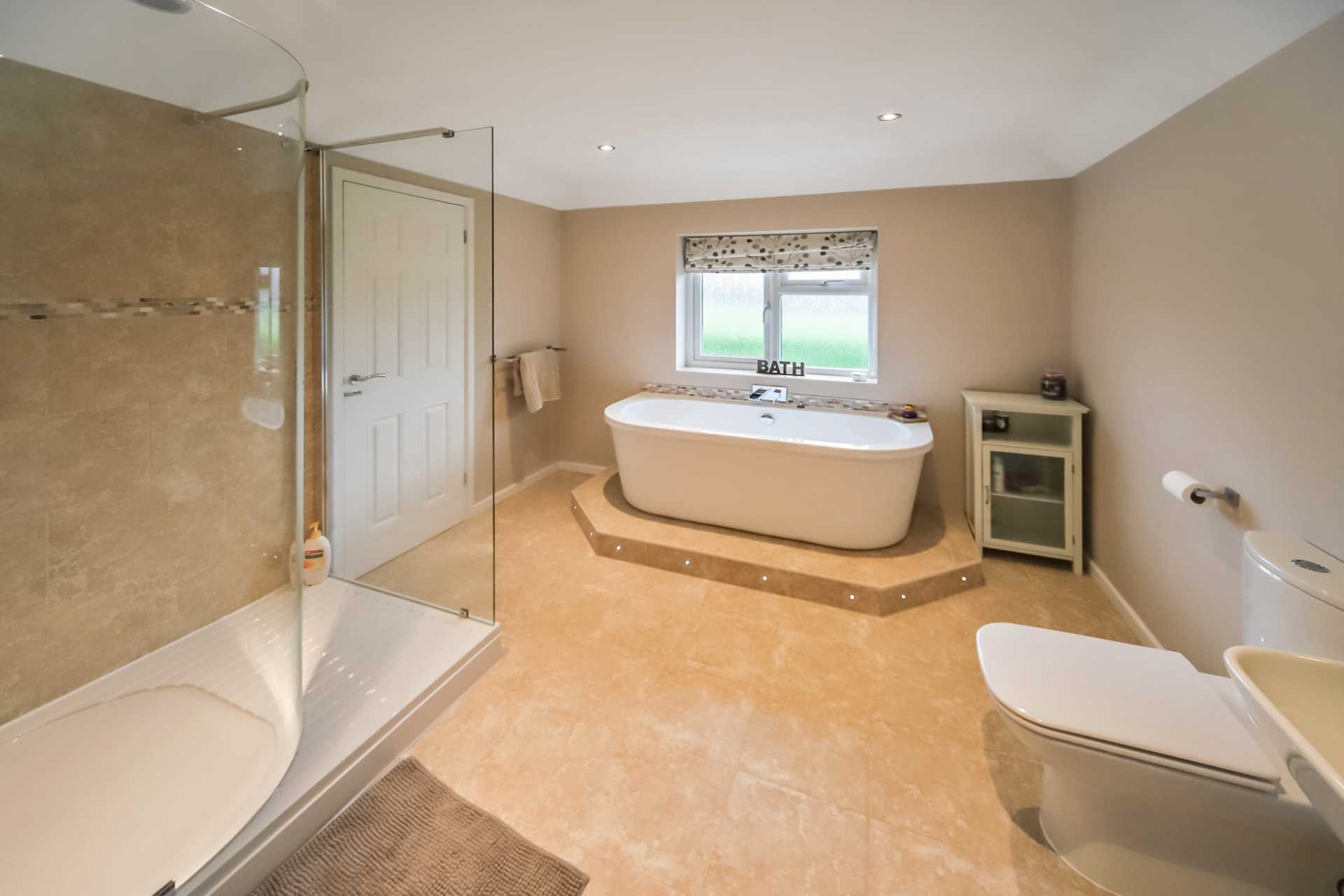 Cheddington, Image 17