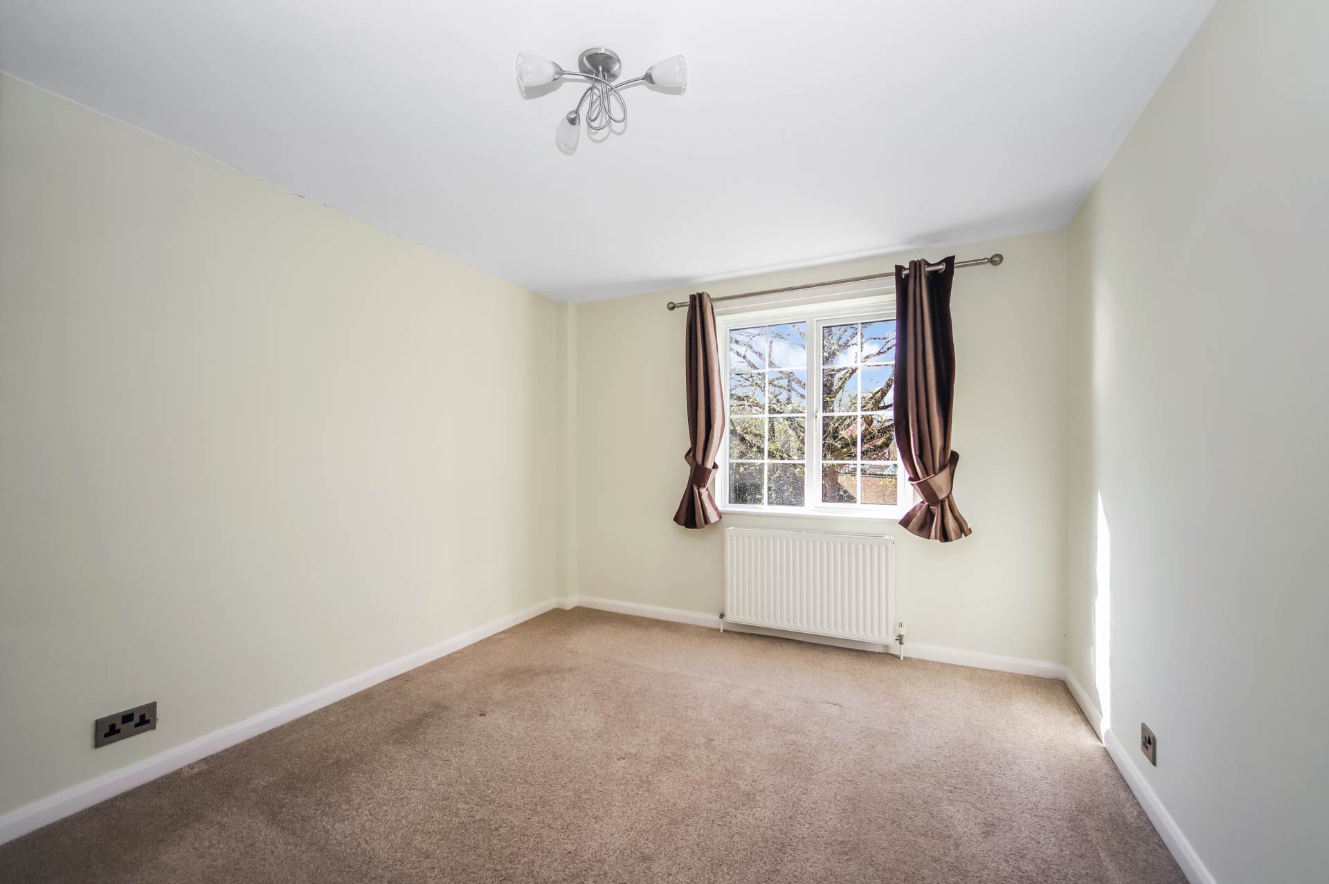 Kingsley Walk, Tring, Image 13